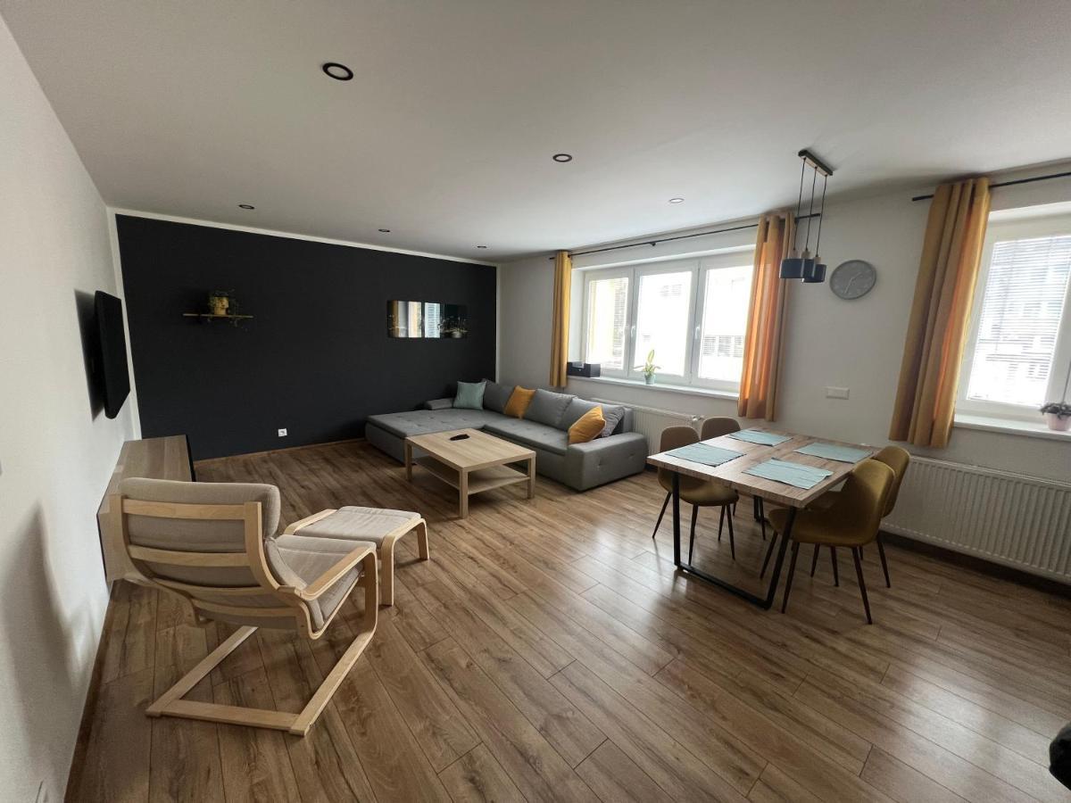 Elegantny Byt V Srdci Mesta Trenčín Exteriér fotografie